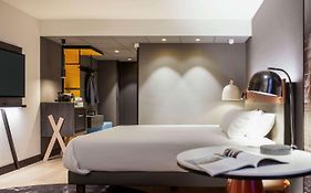 Mercure Amsterdam City 4*